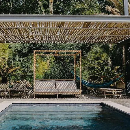 Papagayo, Piscine Chauffee, Jacuzzi & Sauna