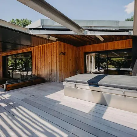 Papagayo, Piscine Chauffee, Jacuzzi & Sauna Вилла